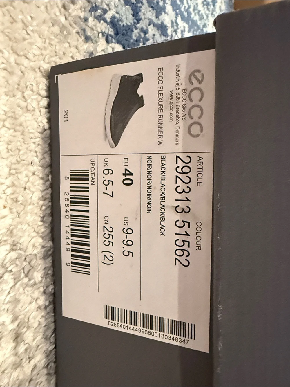 Ecco Black Slip-On Leather Casual Sneakers with White Sole brand new with box